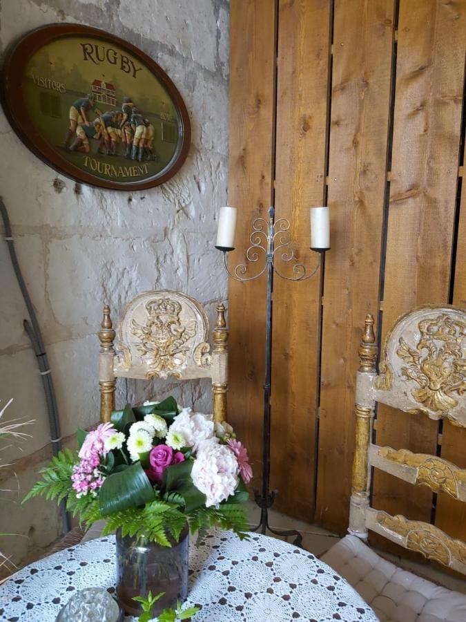 Bed and Breakfast Le Manoir Des Roches Bourré Exterior foto