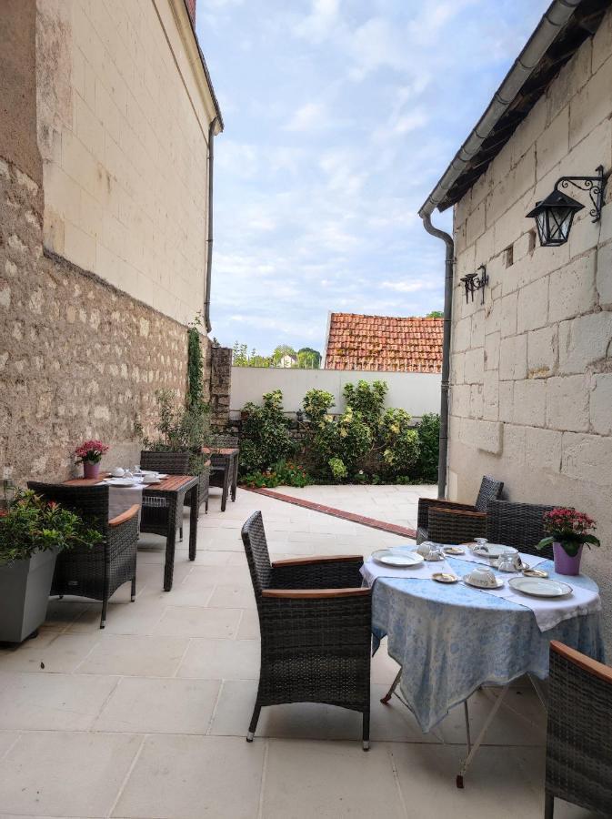 Bed and Breakfast Le Manoir Des Roches Bourré Exterior foto