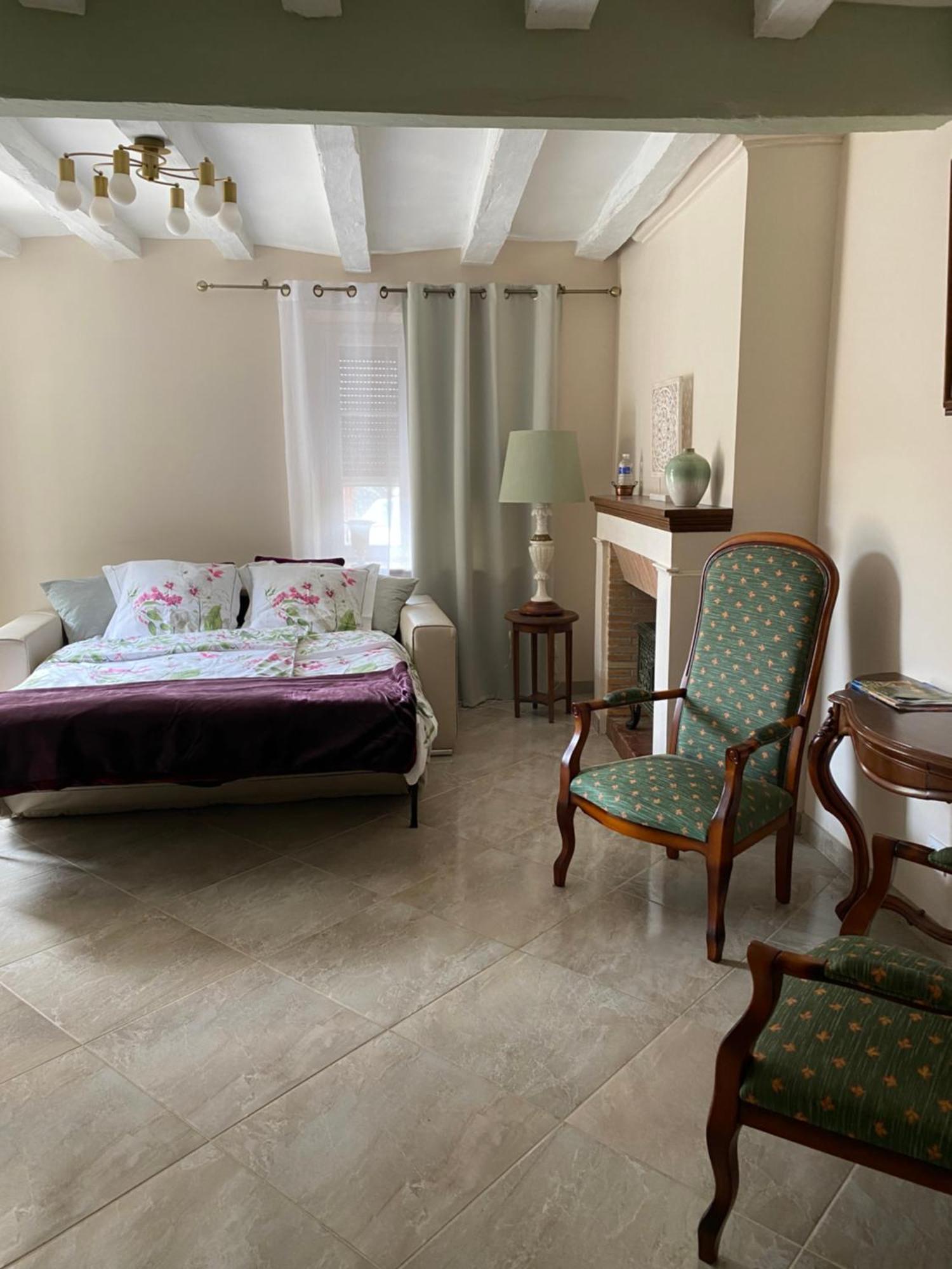 Bed and Breakfast Le Manoir Des Roches Bourré Exterior foto